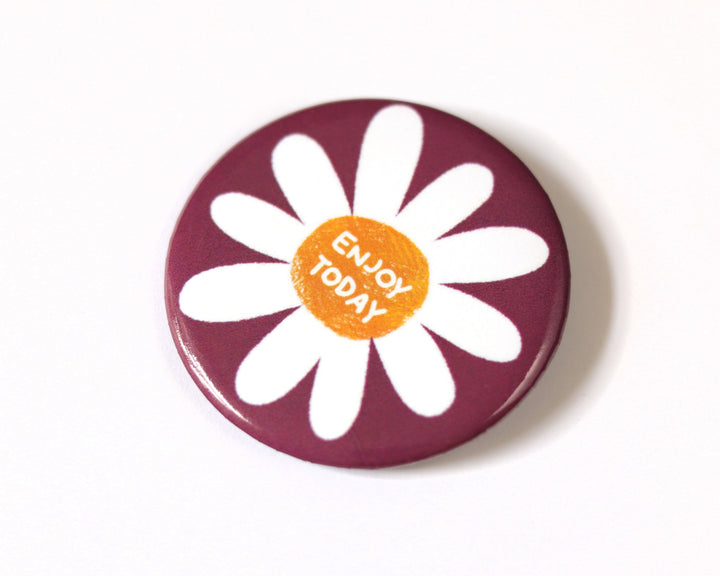 Enjoy Today Daisy Button Pin